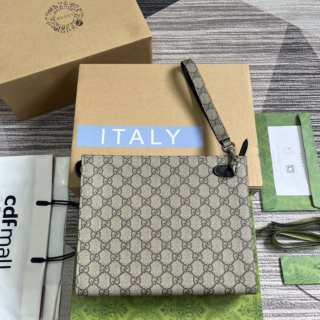 Gucci 768255 GG pouch with GG detail Beige and Black