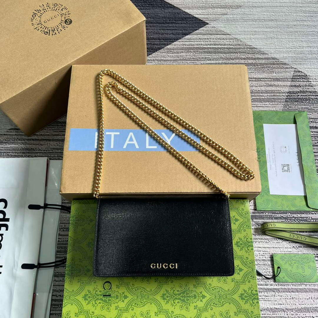 Gucci 772643 Chain Wallet With Gucci Script Black
