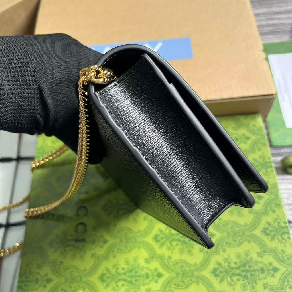 Gucci 772643 Chain Wallet With Gucci Script Black