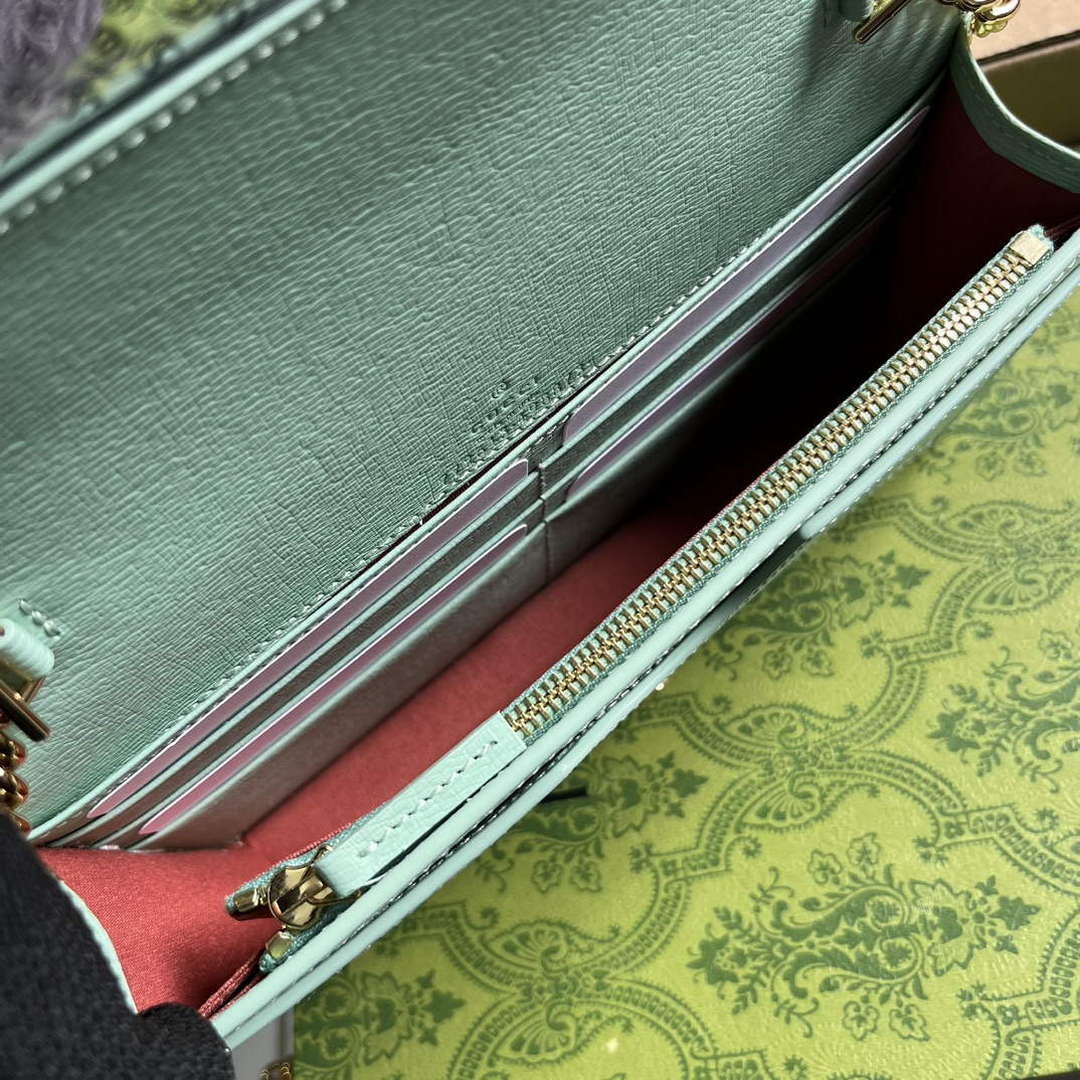Gucci 772643 Chain Wallet With Gucci Script Pale green - Default Title - View 9
