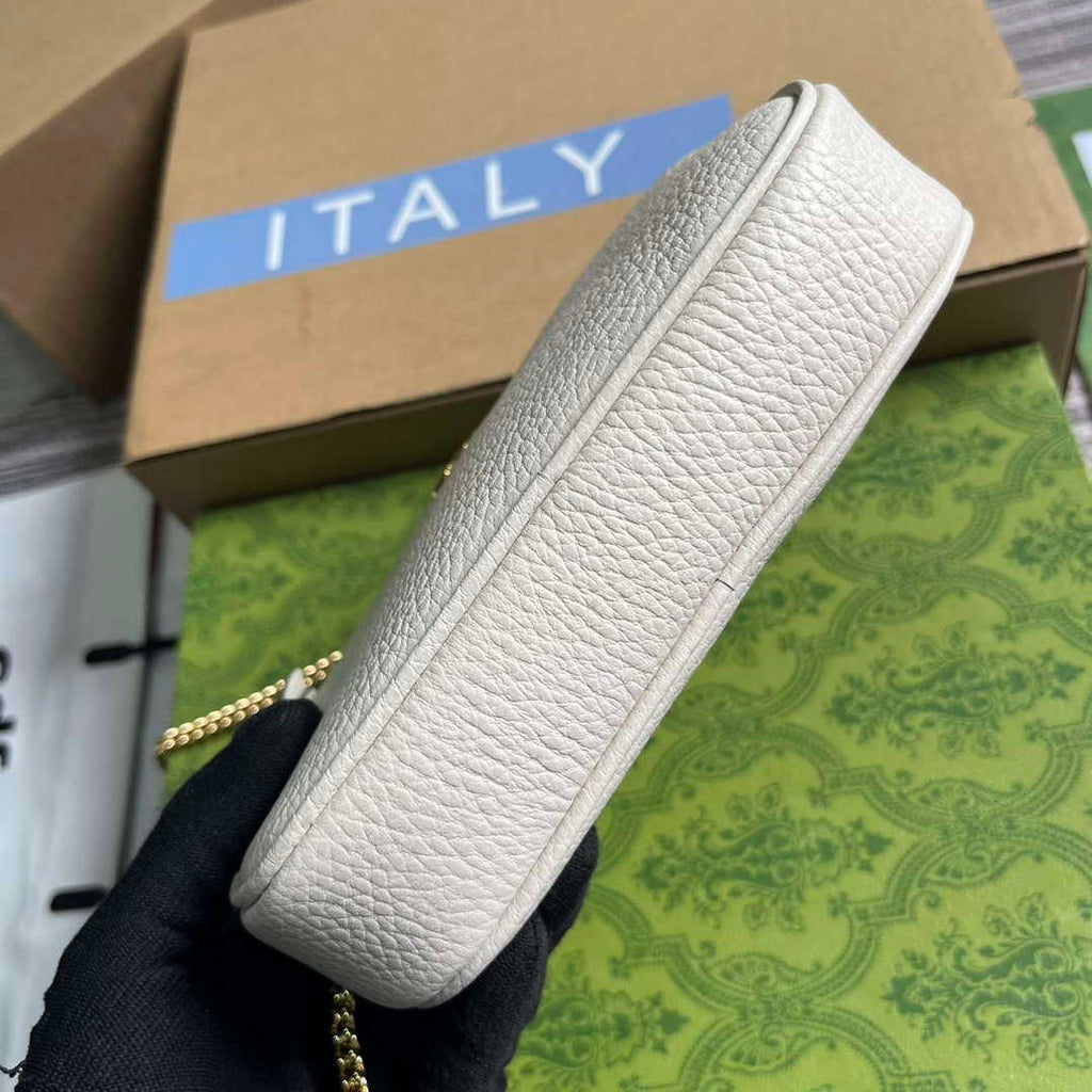 Gucci 772759 GG Marmont Mini Shoulder Bag White