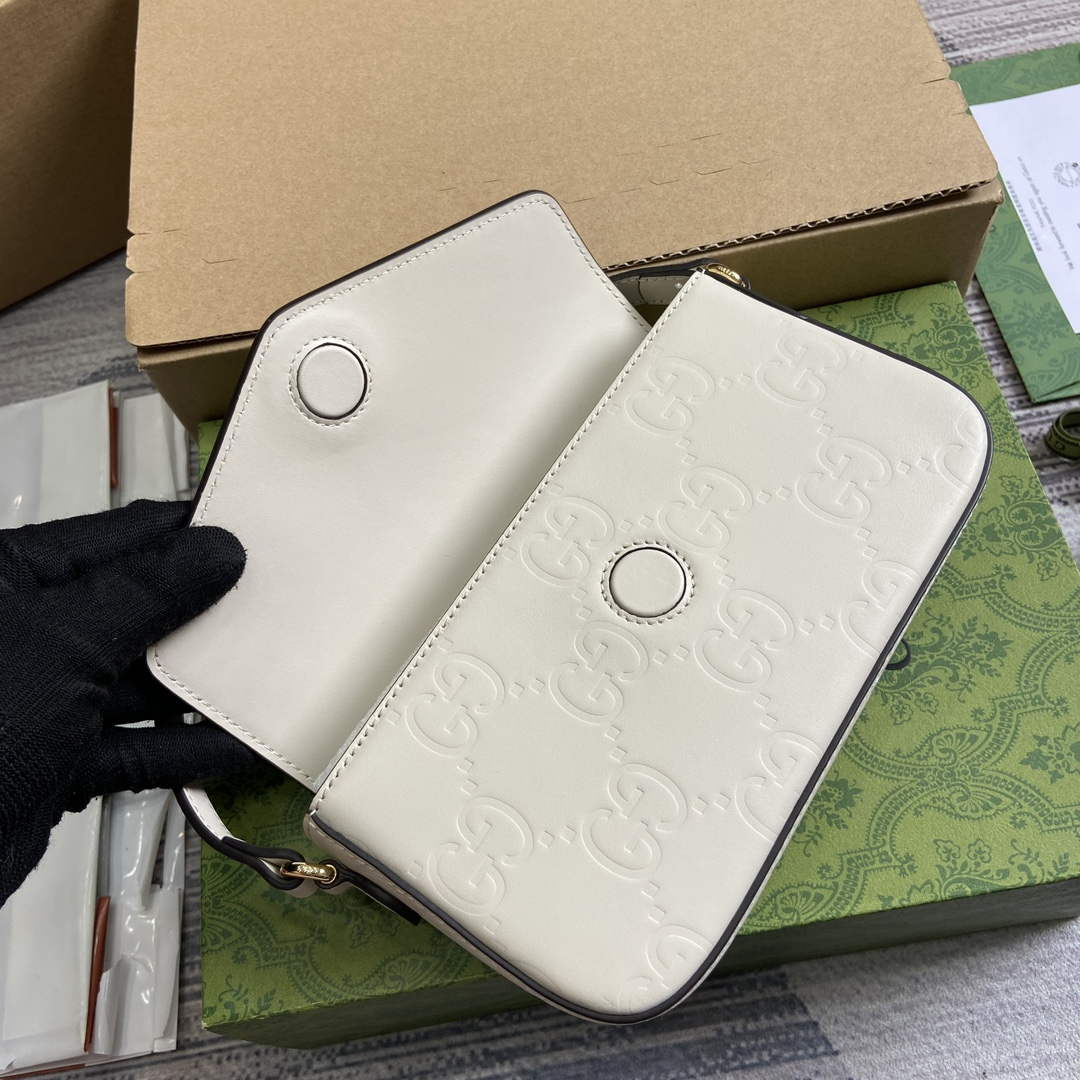Gucci 772794 GG Super Mini Shoulder Bag White