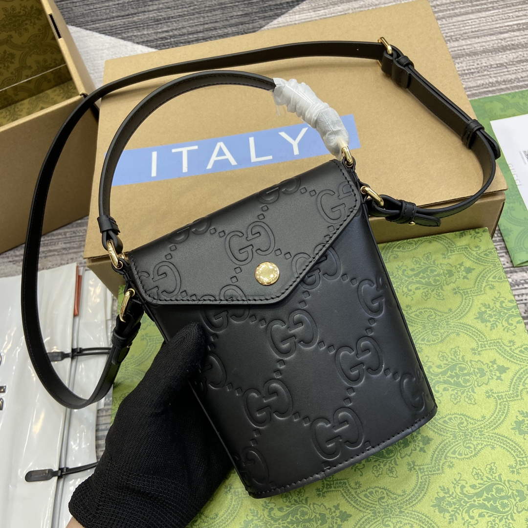 Gucci 772795 GG Super Mini Bucket Bag Black