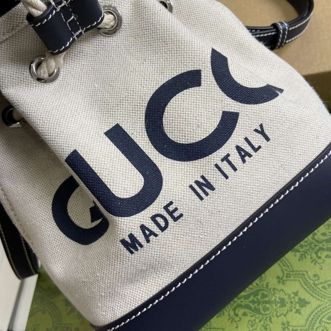 Gucci 777166 Shoulder Bag With Gucci Print Blue leather trim