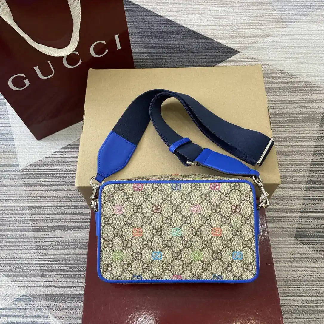 Gucci 792456 GG Black small shoulder bag Beige Blue