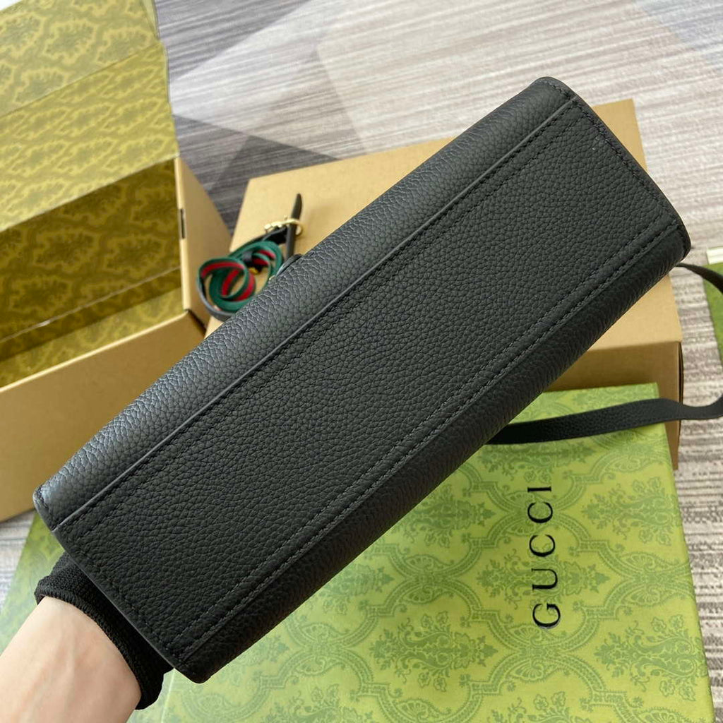 Gucci 795349 Small Tote Bag With Hook Closure Black