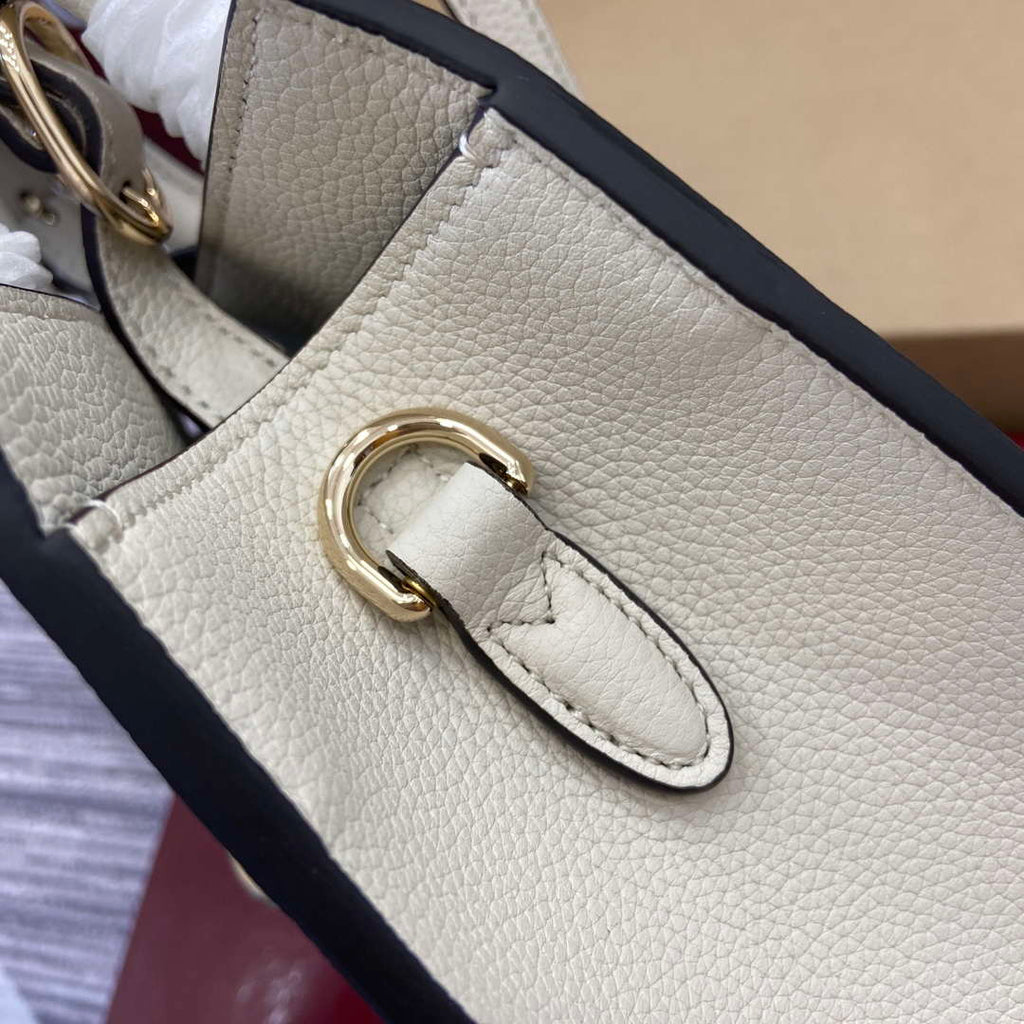 Gucci 795349 Small Tote Bag With Hook Closure Ivory