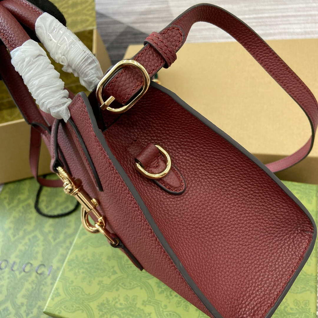 Gucci 795349 Small Tote Bag With Hook Closure Wine red