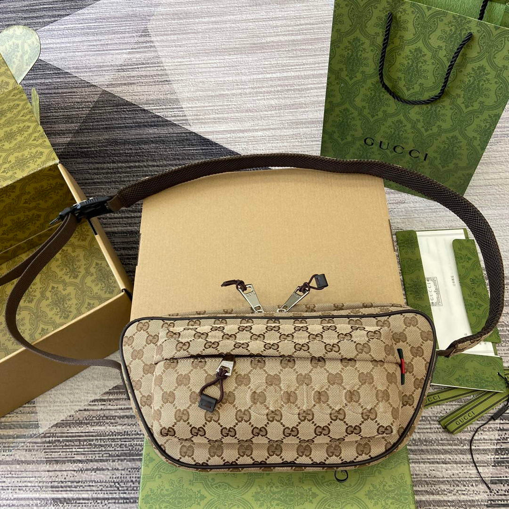 Gucci 802096 Small GG Crossbody Bag Brown