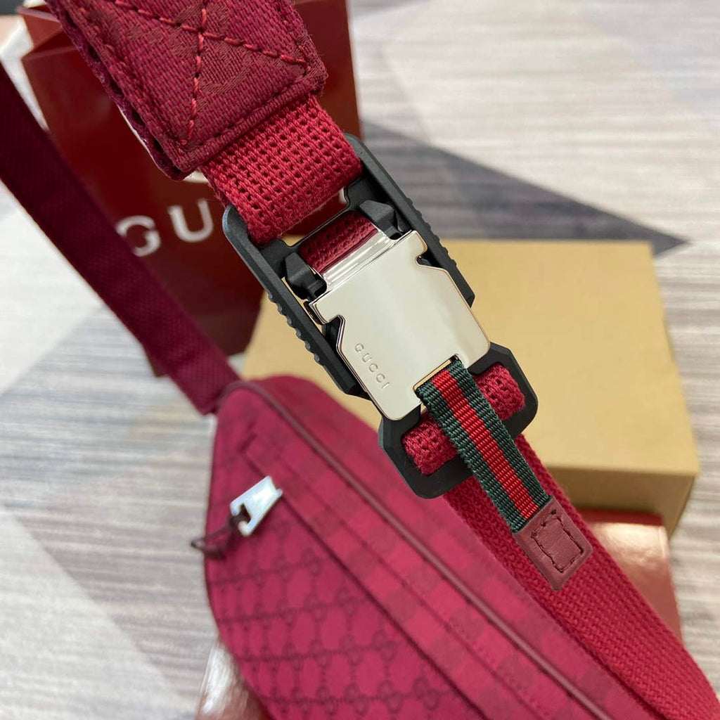 Gucci 802096 Small GG Crossbody Bag Red