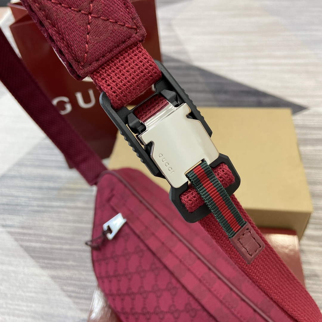 Gucci 802096 Small GG Crossbody Bag Red