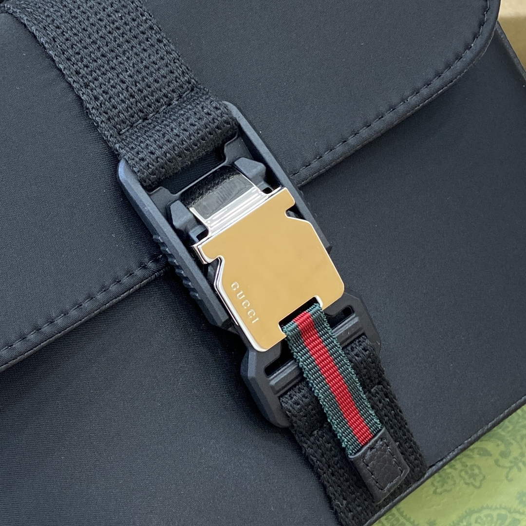 Gucci 802100 Mini GG Crossbody Bag Black