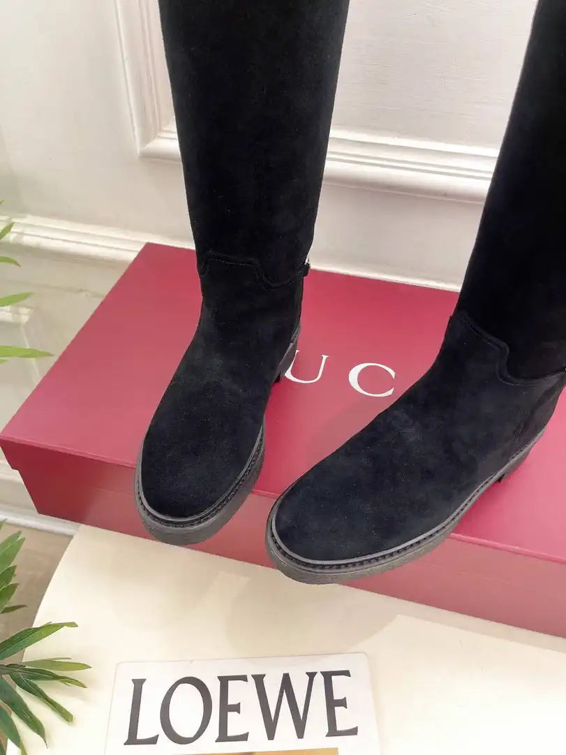 Gucci 805312 Women Boots with slim Horsebit Suede Leather G77396