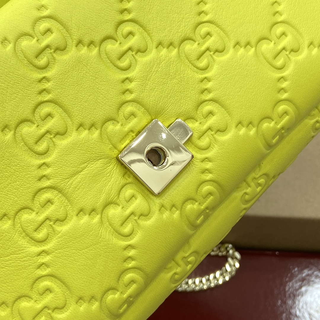 Gucci 806017 GG Milano Mini Top Handle Bag Emerald Green GG puffy leather
