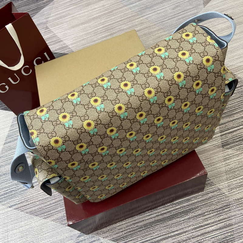 Gucci 811491 Large Changing Bag Light blue - Default Title - View 4