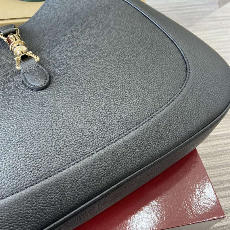 Gucci 813650 Jackie Large Shoulder Bag Black