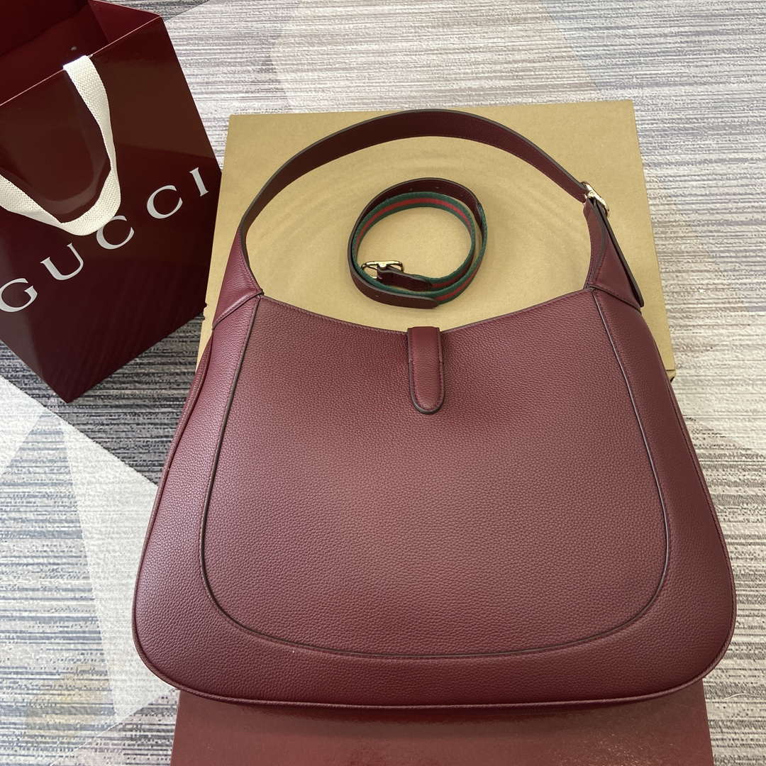 Gucci 813650 Jackie Large Shoulder Bag Red