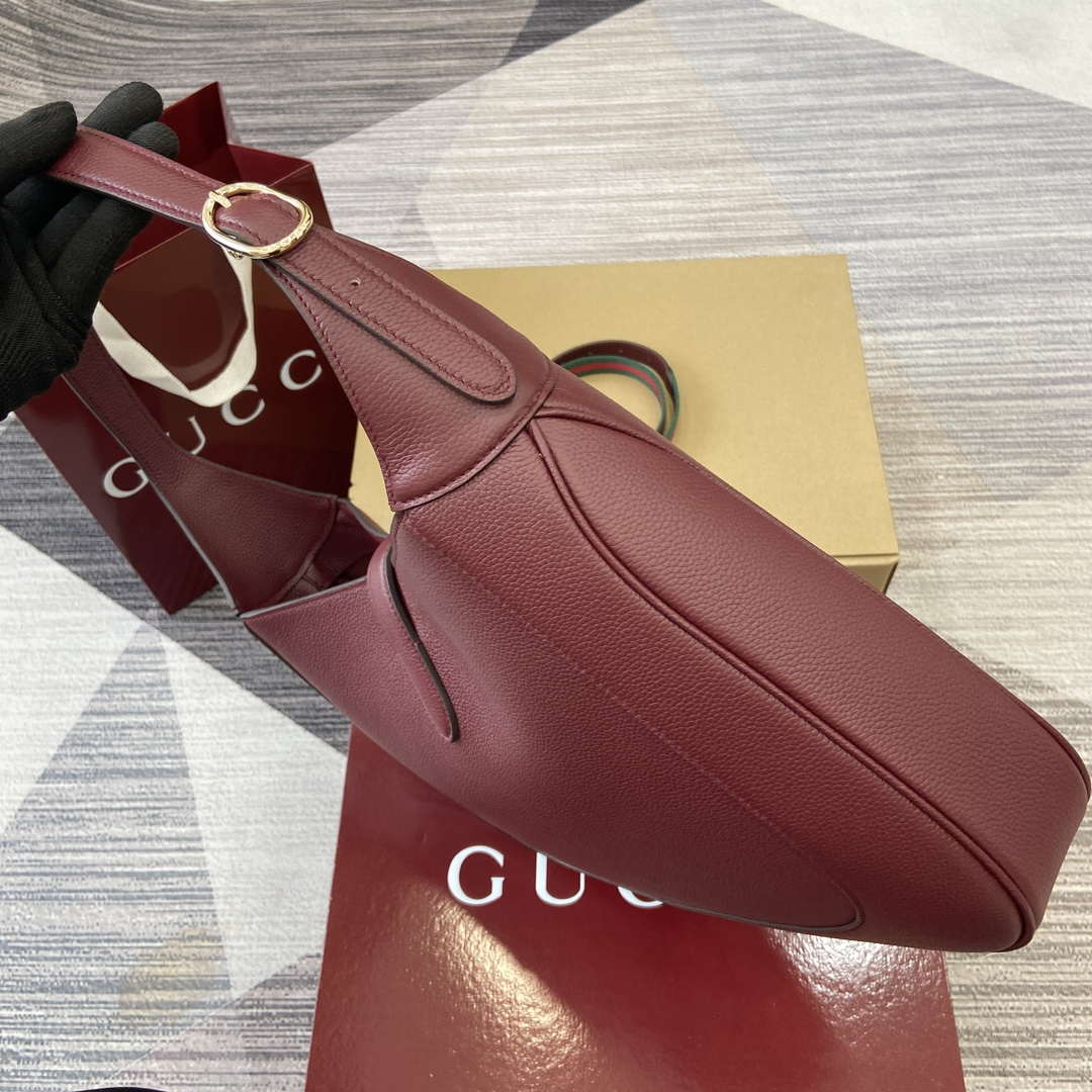 Gucci 813650 Jackie Large Shoulder Bag Red
