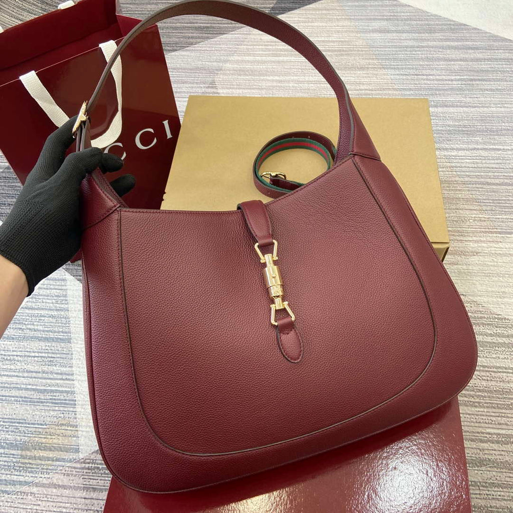 Gucci 813650 Jackie Large Shoulder Bag Red