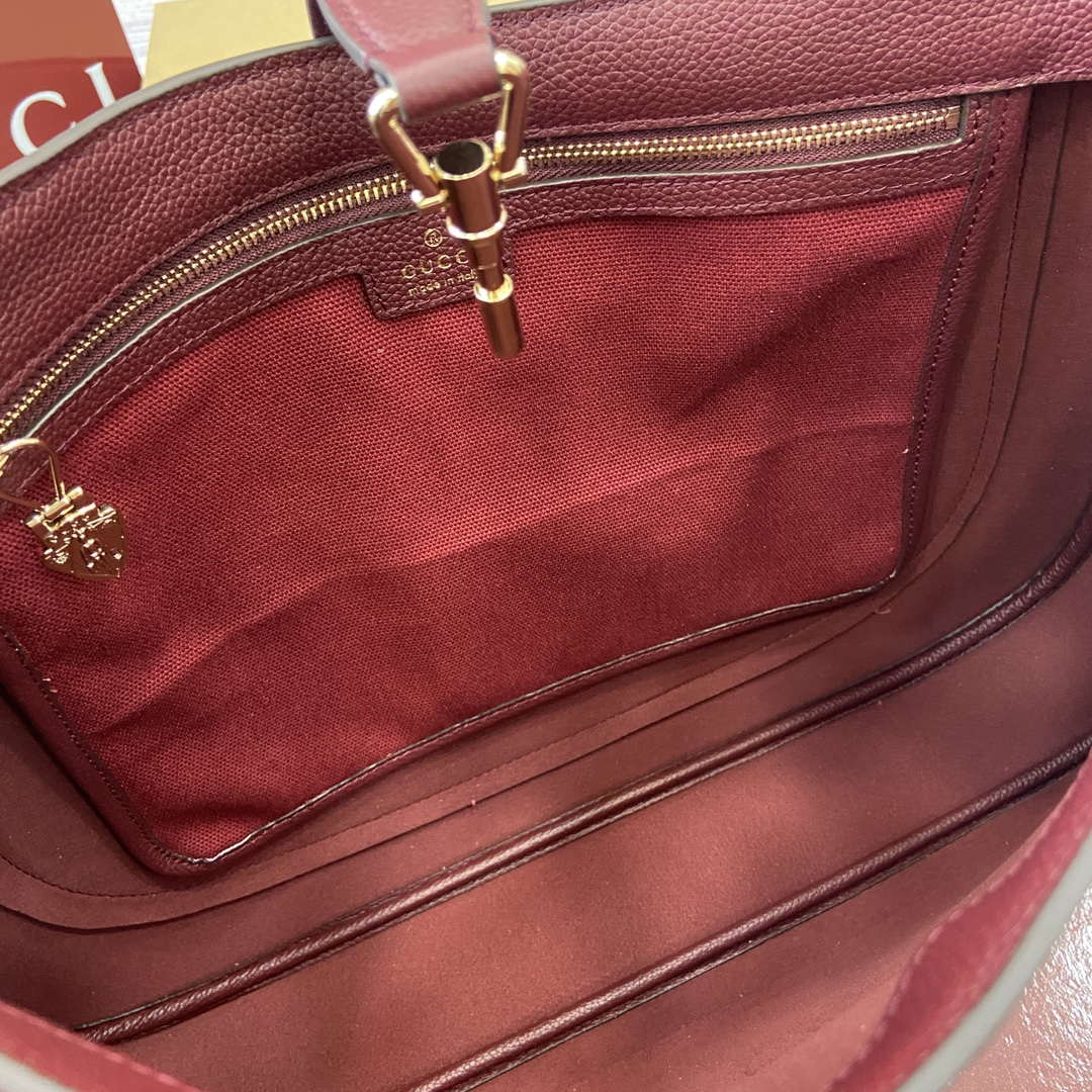 Gucci 813650 Jackie Large Shoulder Bag Red