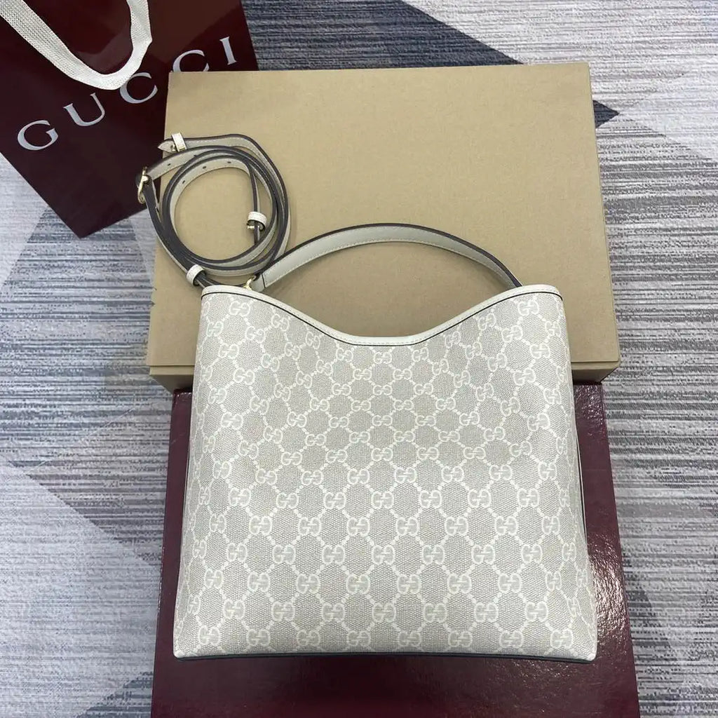 Gucci 815103 GG Emblem bucket bag Beige and White GG fabric