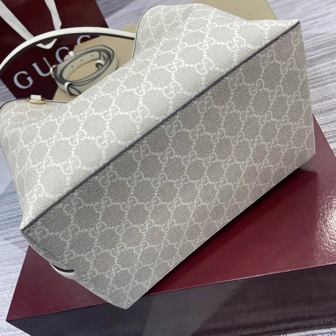 Gucci 815103 GG Emblem bucket bag Beige and White GG fabric