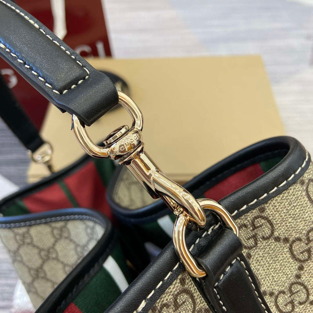 Gucci 815103 GG Emblem bucket bag Beige and Black