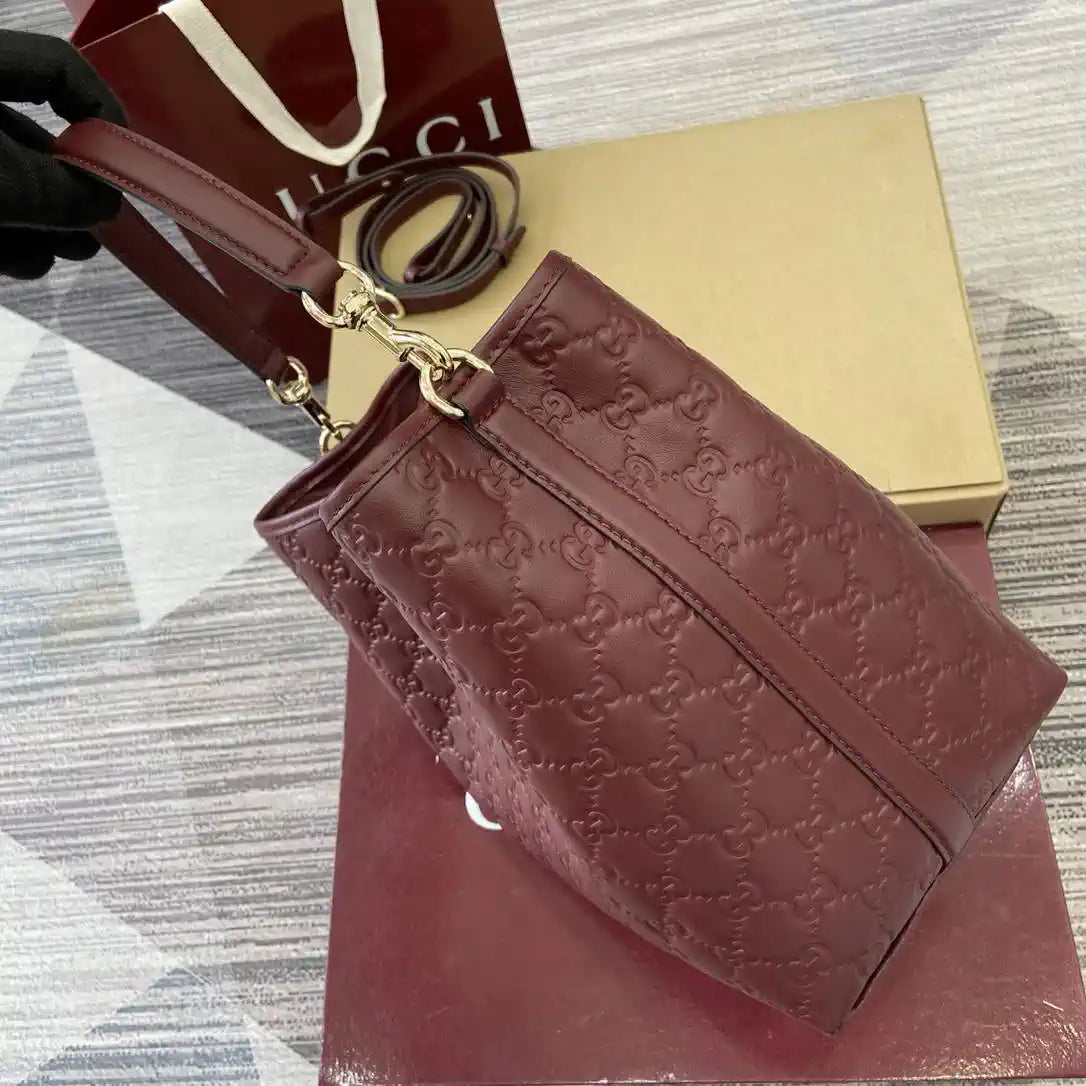 Gucci 815103 GG Emblem bucket bag Red Leather