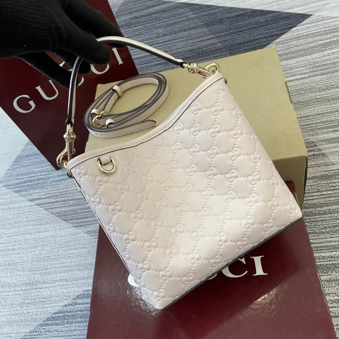 Gucci 815118 GG Emblem small bucket bag Light Pink GG leather