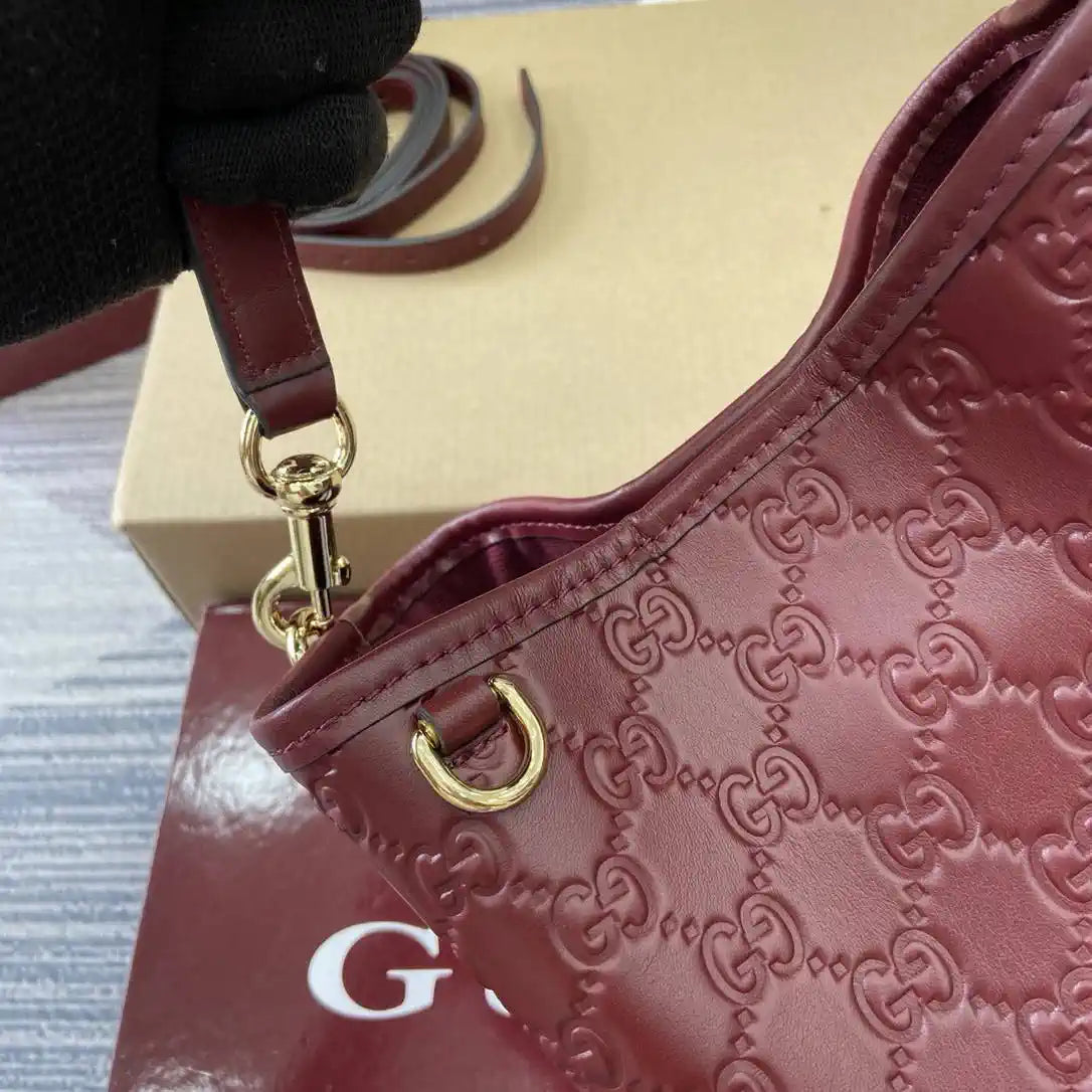Gucci 815118 GG Emblem Mini Bucket Bag Red GG leather