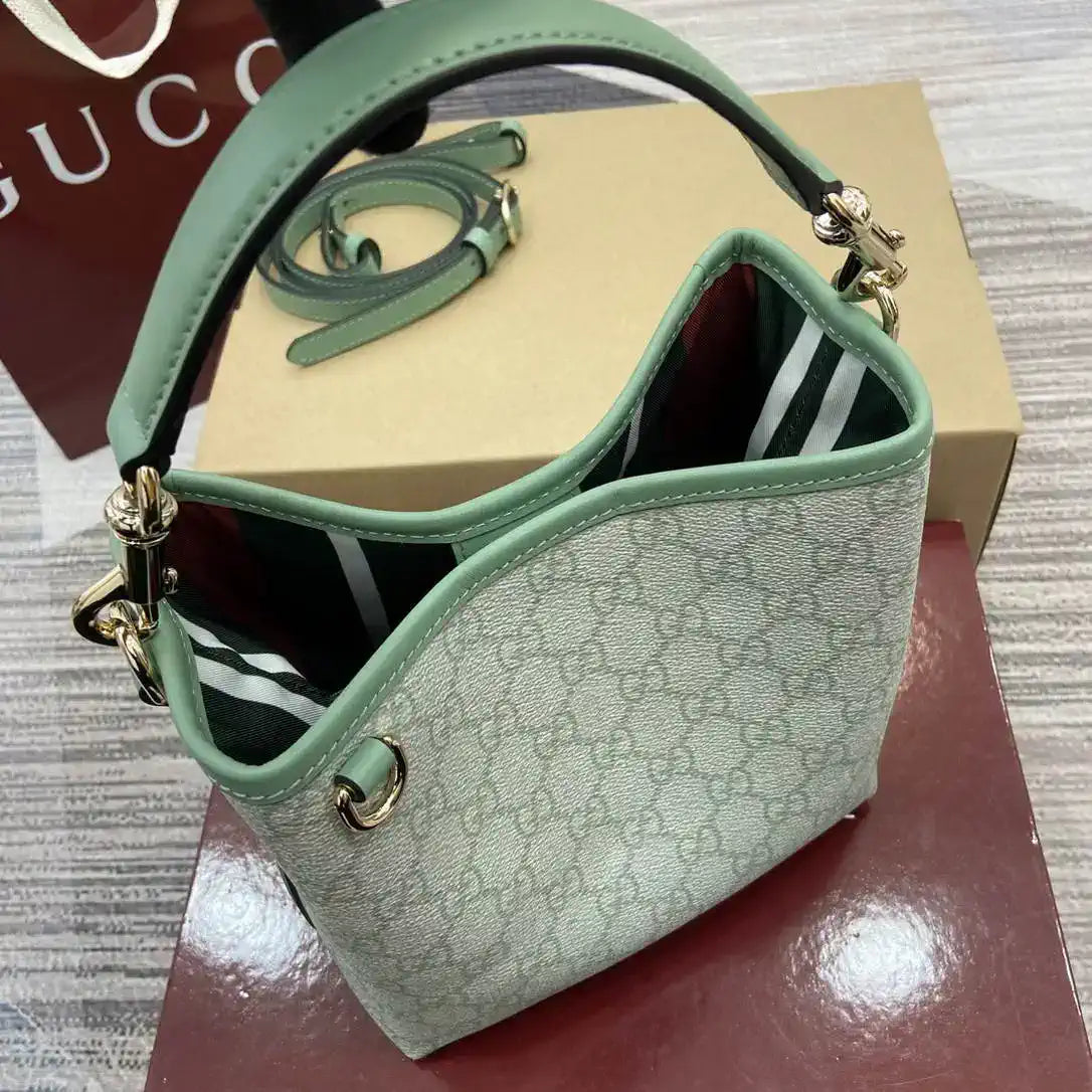 Gucci 815118 GG Emblem small bucket bag Green fabric