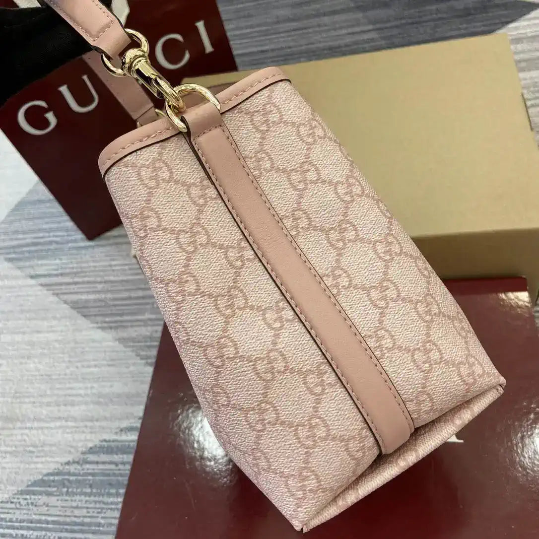 Gucci 815118 GG Emblem small bucket bag Pink fabric