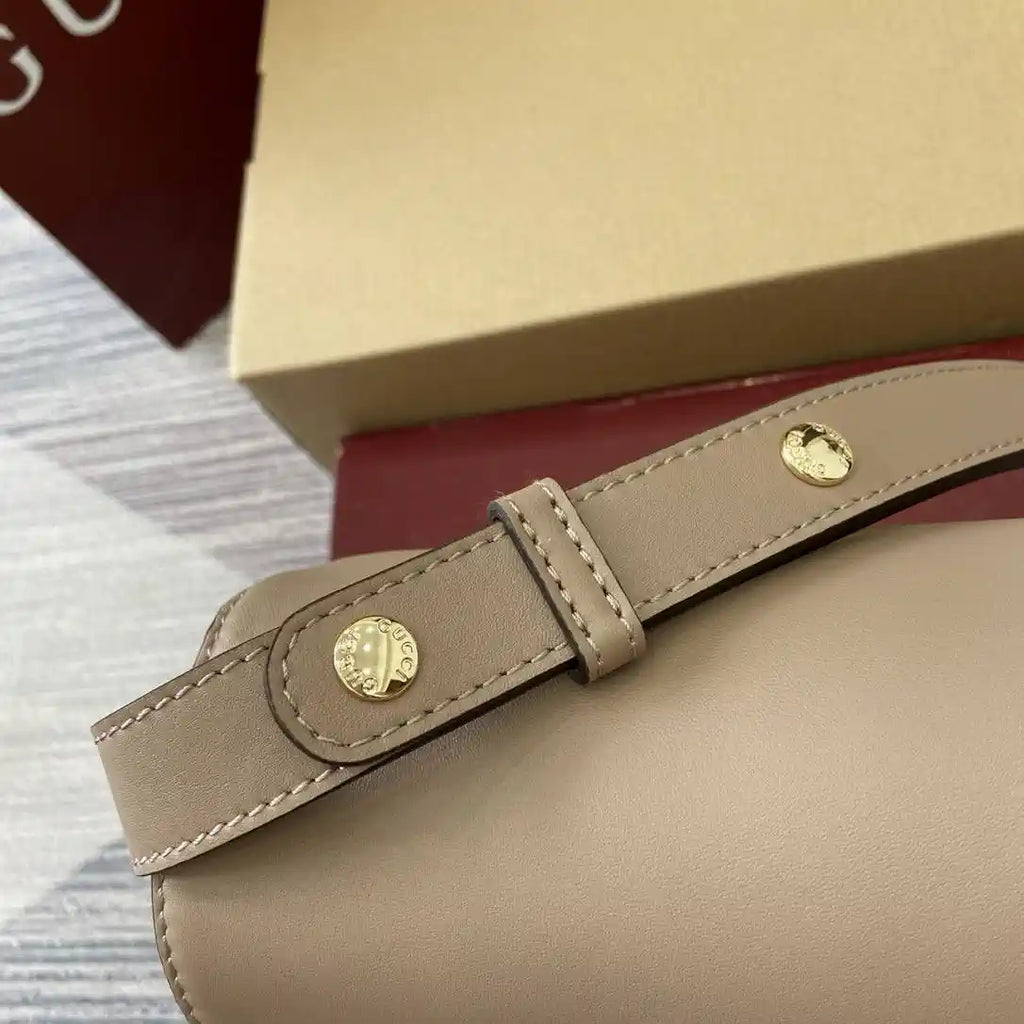Gucci 815178 Gucci Horsebit 1955 Soft Medium Shoulder Bag Apricot
