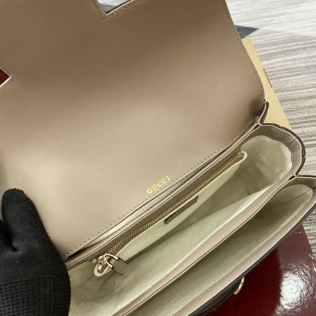 Gucci 815178 Gucci Horsebit 1955 Soft Medium Shoulder Bag Apricot