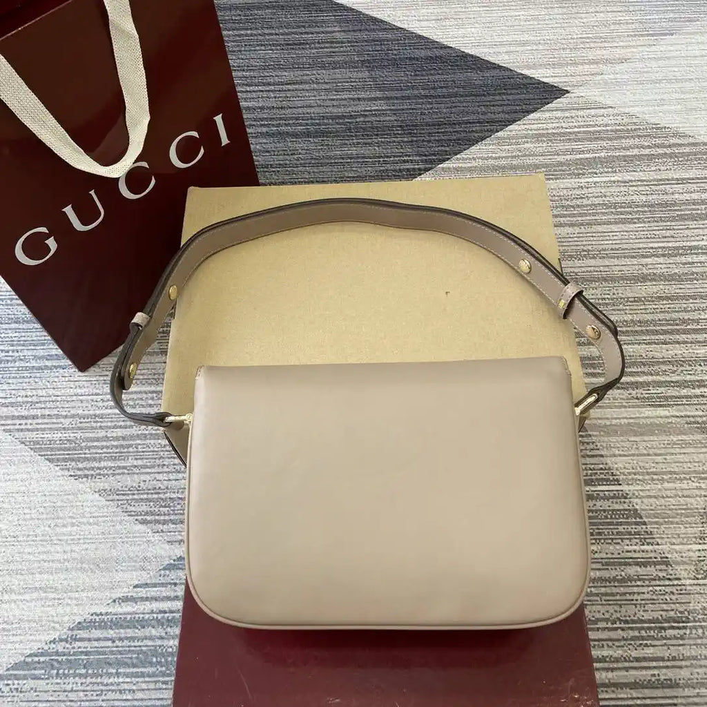 Gucci 815178 Gucci Horsebit 1955 Soft Medium Shoulder Bag Apricot