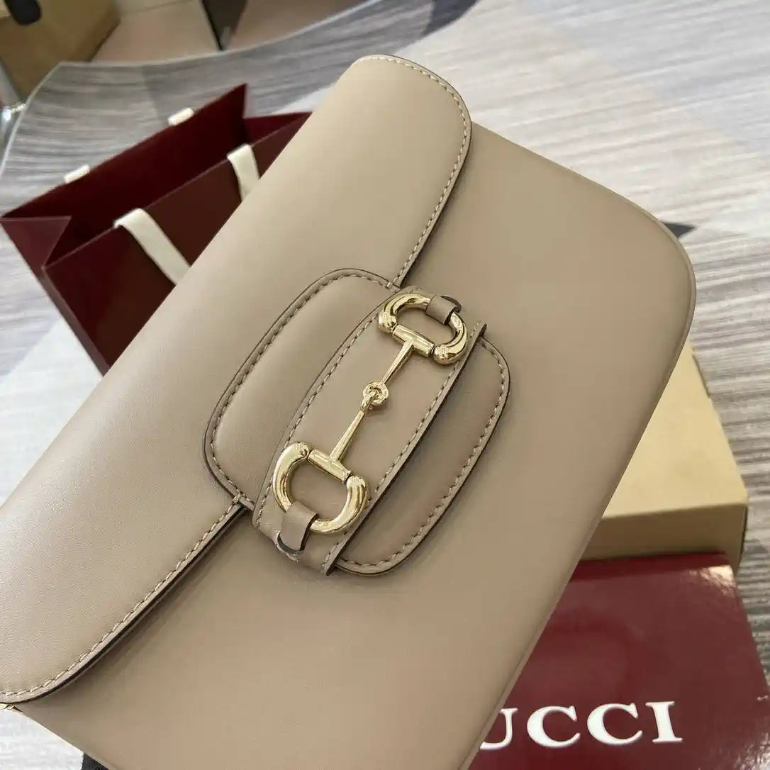 Gucci 815178 Gucci Horsebit 1955 Soft Medium Shoulder Bag Apricot