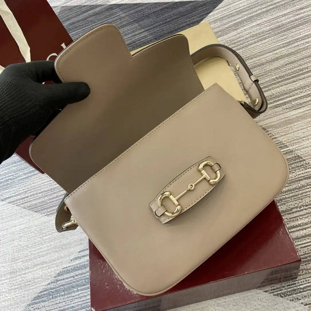 Gucci 815178 Gucci Horsebit 1955 Soft Medium Shoulder Bag Apricot