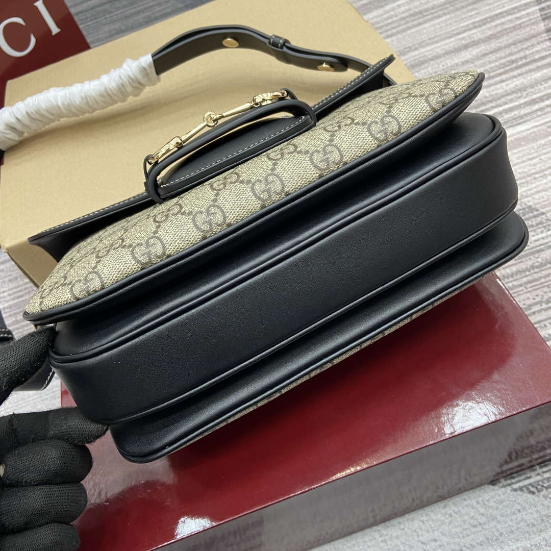 Gucci 815178 Gucci Horsebit 1955 Soft Medium Shoulder Bag Black leather trim