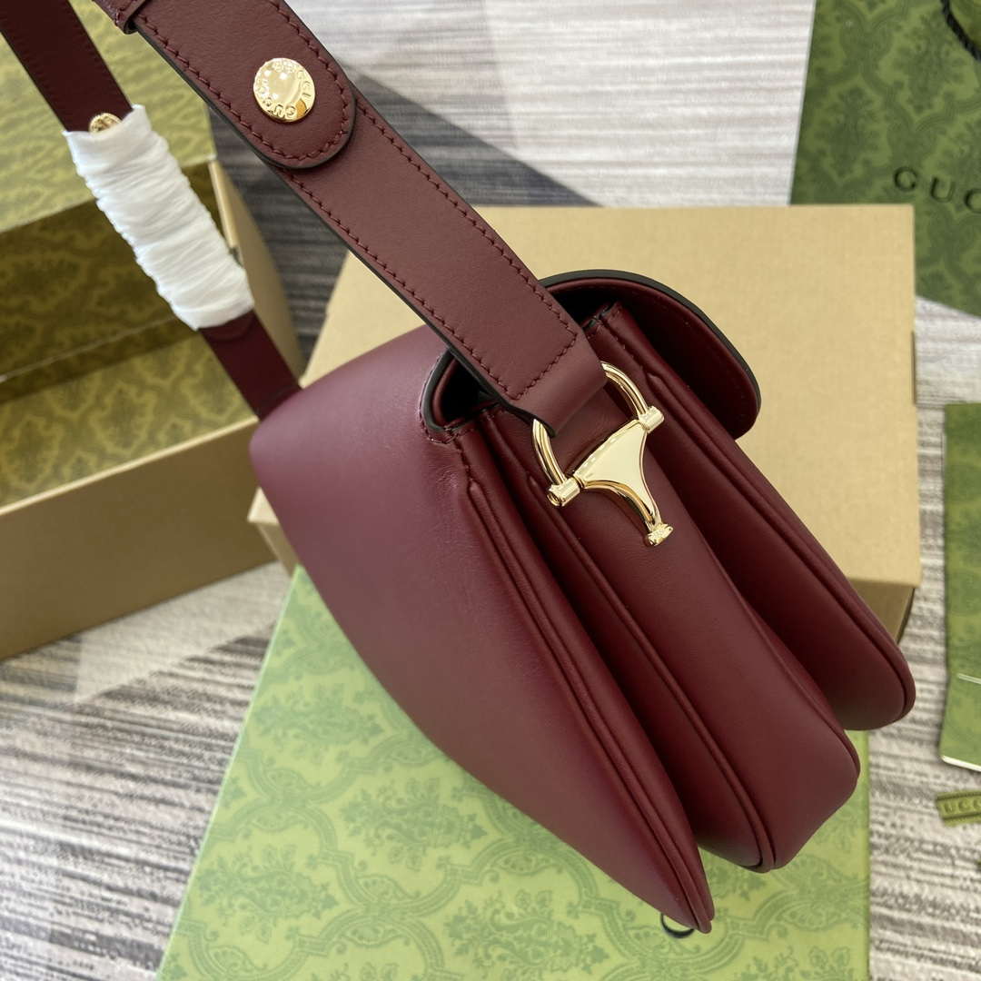 Gucci 815178 Gucci Horsebit 1955 Soft Medium Shoulder Bag Red