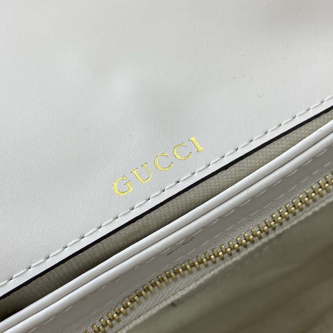Gucci 815178 Gucci Horsebit 1955 Soft Medium Shoulder Bag White leather trim