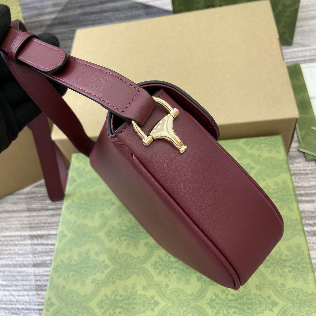 Gucci 815205 Gucci Horsebit 1955 Soft Small Shoulder Bag Red - Default Title - View 3