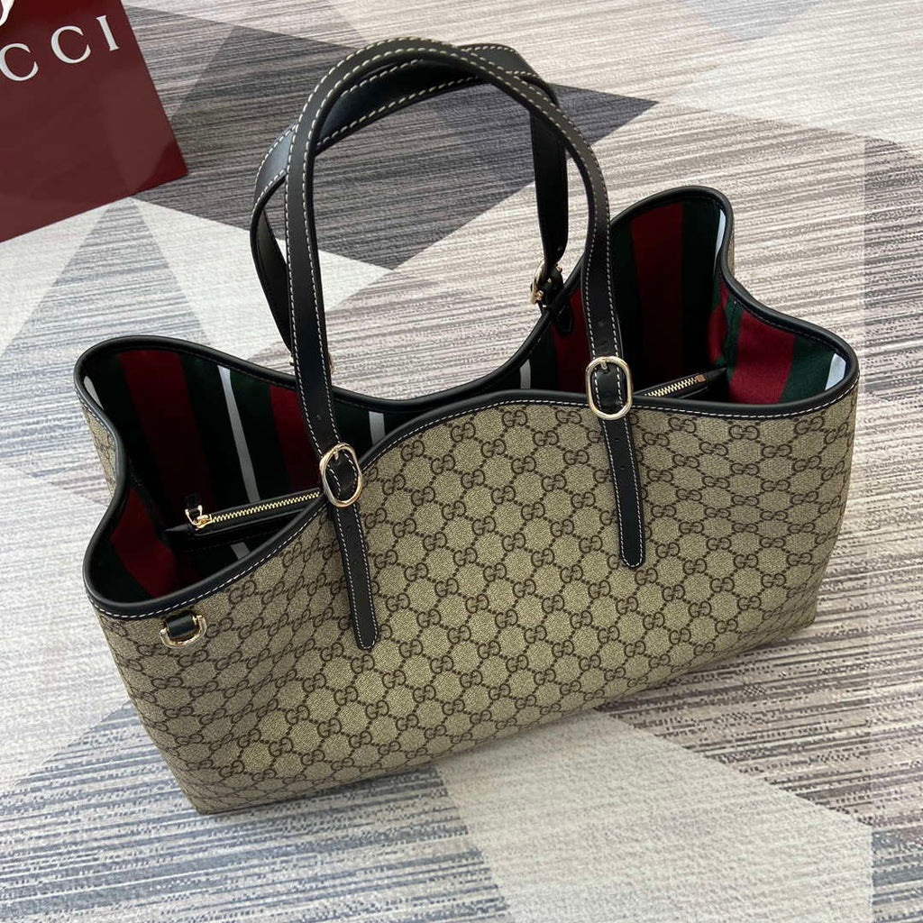 Gucci 815212 GG Emblem maxi tote bag Beige and Black