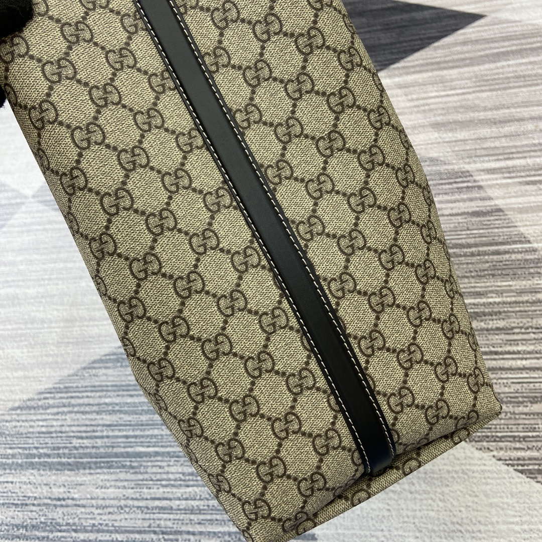 Gucci 815212 GG Emblem maxi tote bag Beige and Black