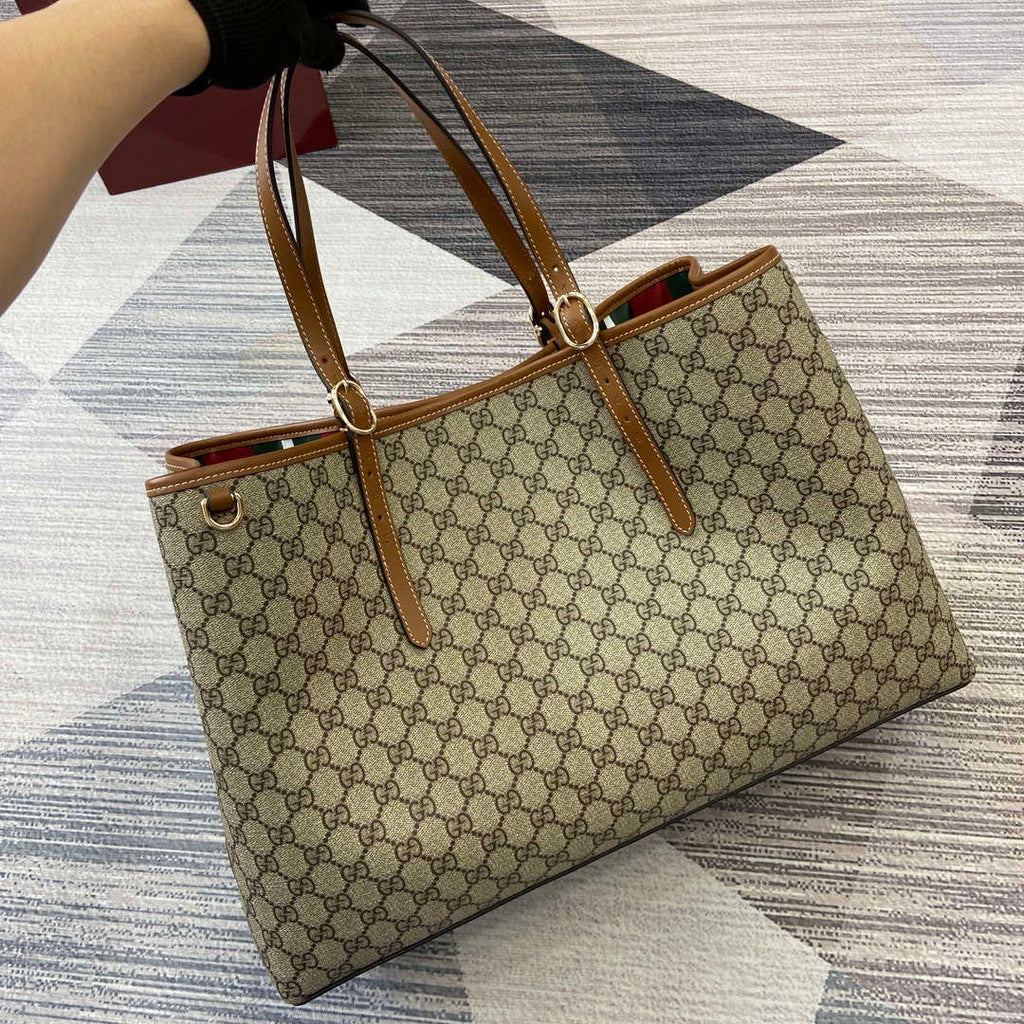 Gucci 815212 GG Emblem maxi tote bag Beige and dark brown