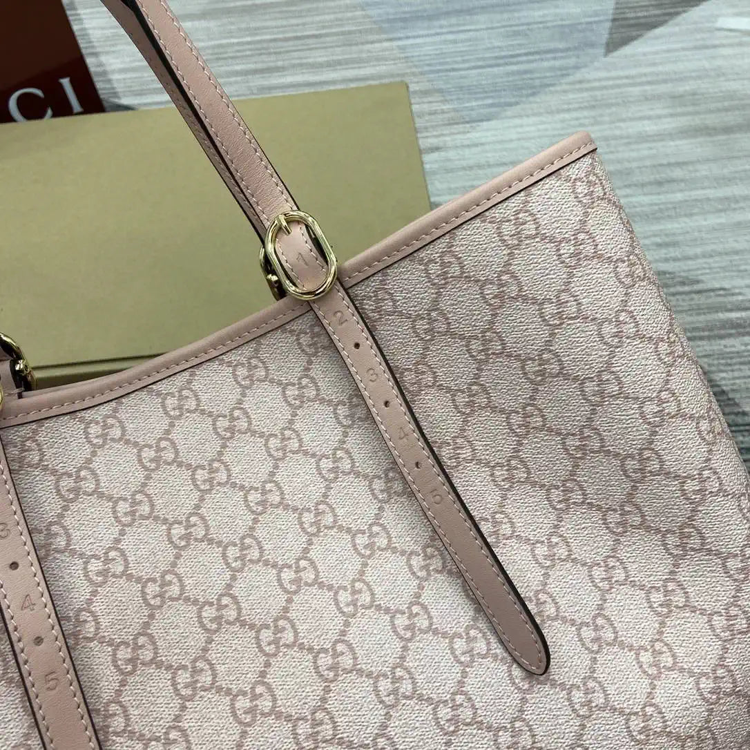Gucci 815213 GG Emblem Large Tote Bag Light pink