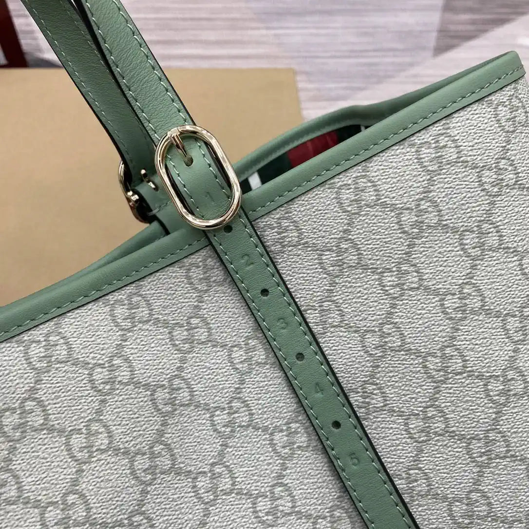 Gucci 815213 GG Emblem Large Tote Bag Ligth Green