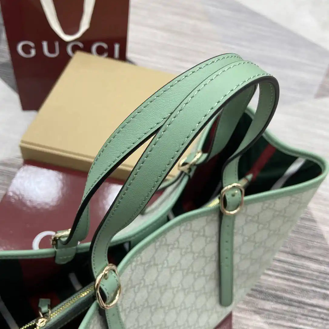 Gucci 815213 GG Emblem Large Tote Bag Ligth Green