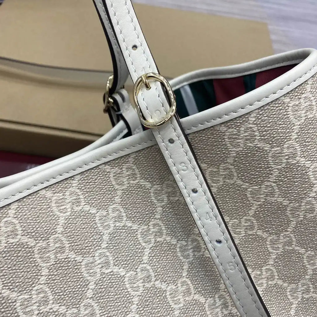 Gucci 815214 GG Emblem medium Tote Bag beige and white fabric