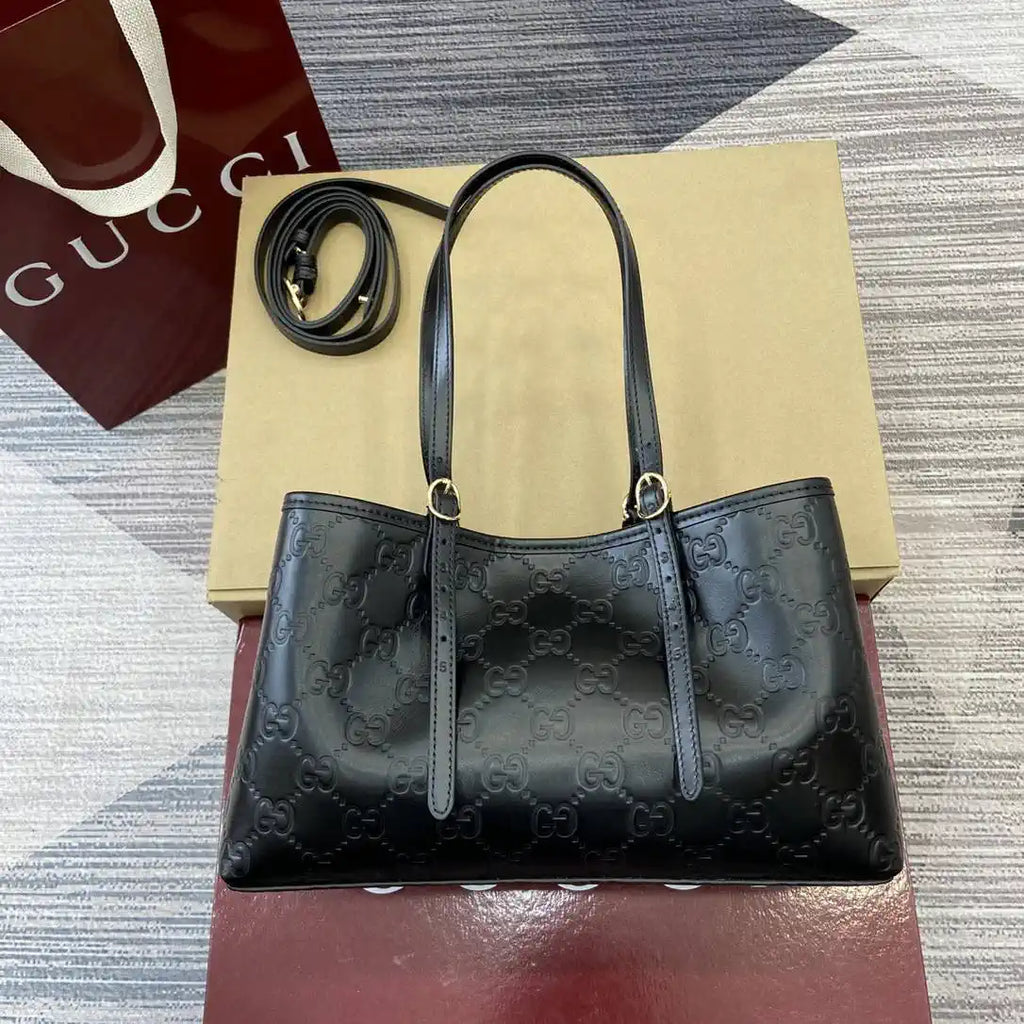 Gucci 815214 GG Emblem medium Tote Bag Black GG leather
