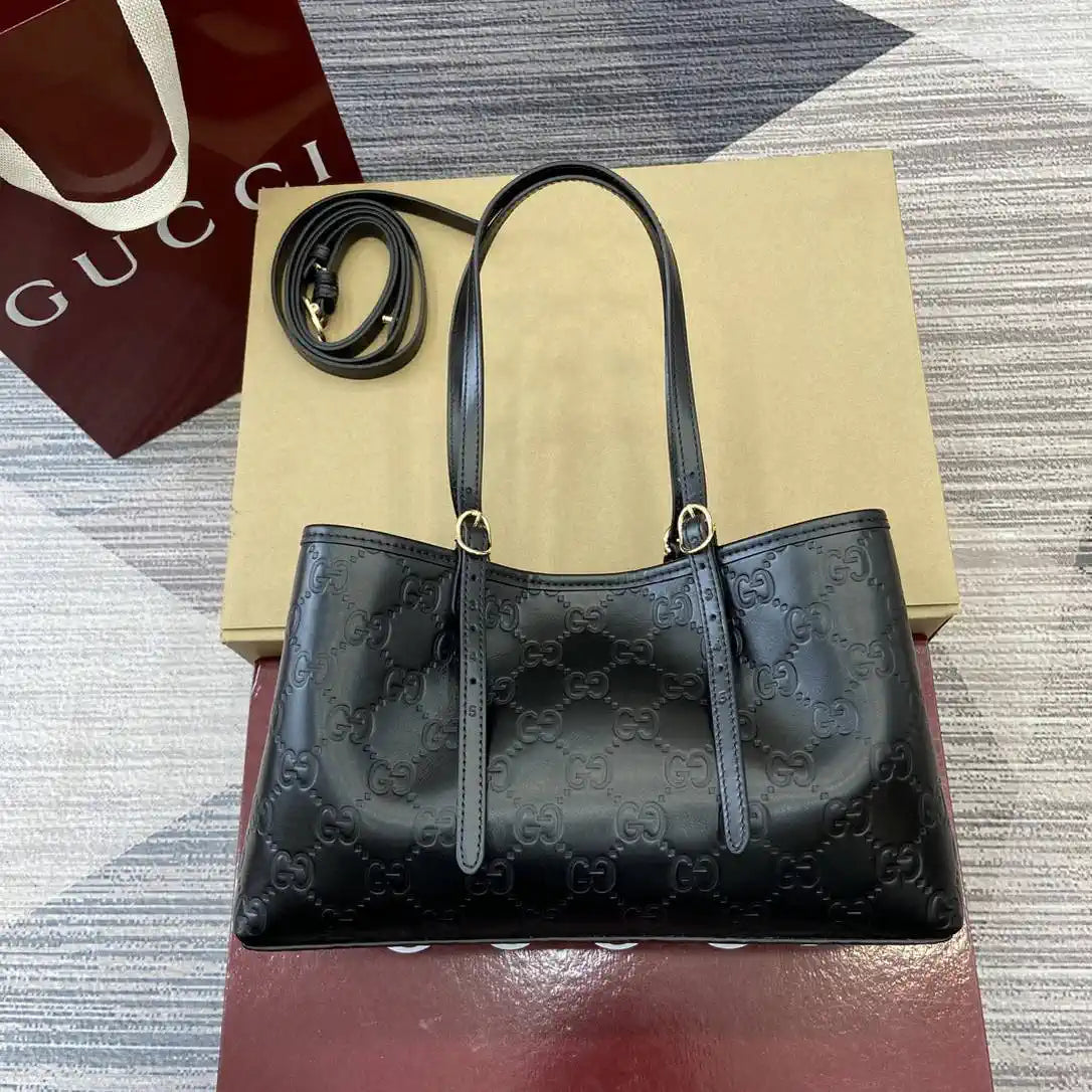 Gucci 815214 GG Emblem medium Tote Bag Black GG leather
